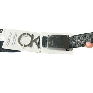 Calvin Klein reversible belt set with interchangeable buckles xl